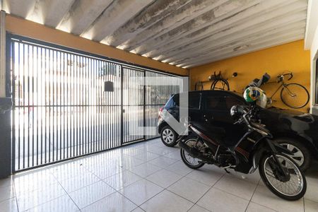 Casa para alugar com 100m², 2 quartos e 1 vaga Casa para alugar com 100m², 2 quartos e 1 vagaGaragem