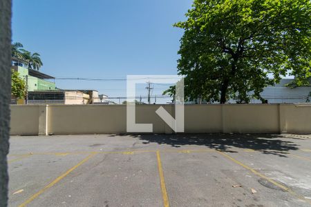 Apartamento à venda com 61m², 2 quartos e 1 vaga Apartamento à venda com 61m², 2 quartos e 1 vagaVista do Quarto 2