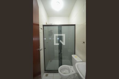 Casa para alugar com 130m², 3 quartos e 1 vaga Casa para alugar com 130m², 3 quartos e 1 vagaBanheiro Social 2