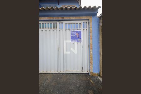 Casa para alugar com 130m², 3 quartos e 1 vaga Casa para alugar com 130m², 3 quartos e 1 vagaFachada