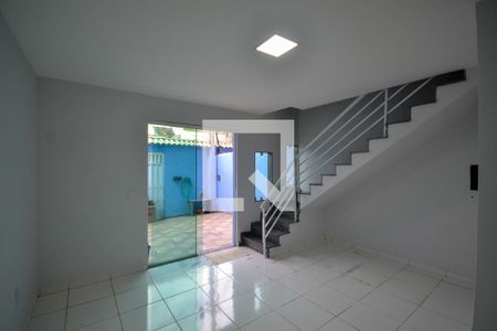 Casa para alugar com 130m², 3 quartos e 1 vaga Casa para alugar com 130m², 3 quartos e 1 vagaSala