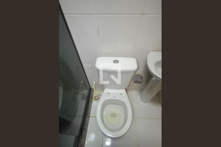 Casa para alugar com 130m², 3 quartos e 1 vaga Casa para alugar com 130m², 3 quartos e 1 vagaBanheiro Social 1