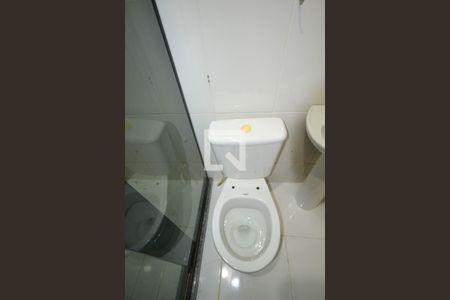 Casa para alugar com 130m², 3 quartos e 1 vaga Casa para alugar com 130m², 3 quartos e 1 vagaBanheiro Social 2