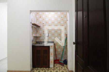 Cozinha de apartamento para alugar com 1 quarto, 38m² em Copacabana, Rio de Janeiro