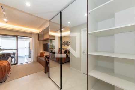 Sala - Quarto  de kitnet/studio para alugar com 1 quarto, 30m² em Jardim das Acacias, São Paulo