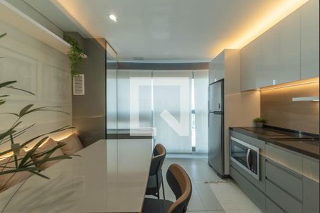 Cozinha de kitnet/studio para alugar com 1 quarto, 30m² em Jardim das Acacias, São Paulo
