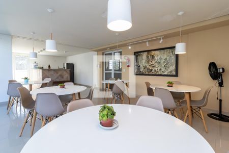 Apartamento para alugar com 30m², 1 quarto e 1 vaga Apartamento para alugar com 30m², 1 quarto e 1 vagaÁrea comum - Salão de festas