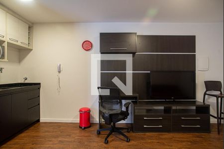 Sala de kitnet/studio para alugar com 1 quarto, 33m² em Consolação, São Paulo