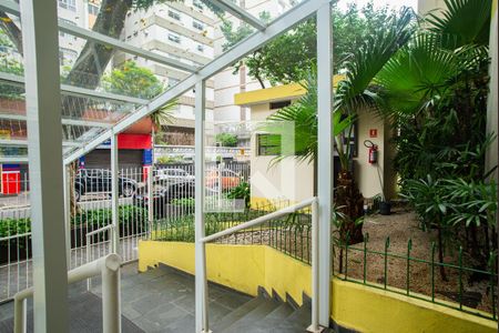Studio para alugar com 33m², 1 quarto e 1 vagaÁrea comum - Entrada do edifício