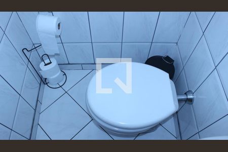 Casa à venda com 145m², 4 quartos e 2 vagasBanheiro 2