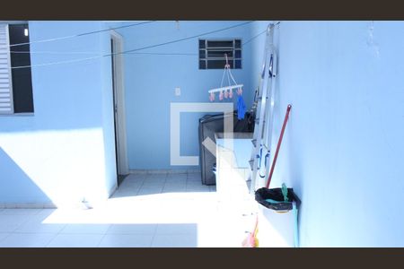 Casa à venda com 145m², 4 quartos e 2 vagasÁrea de serviço 