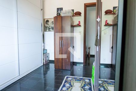 Casa de condomínio à venda com 890m², 7 quartos e 4 vagasquarto 2