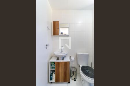 Banheiro da Suíte de apartamento para alugar com 1 quarto, 27m² em Jardim Mirante, São Paulo