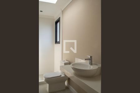 Casa de condomínio à venda com 157m², 3 quartos e 2 vagas Casa de condomínio à venda com 157m², 3 quartos e 2 vagasBanheiro social