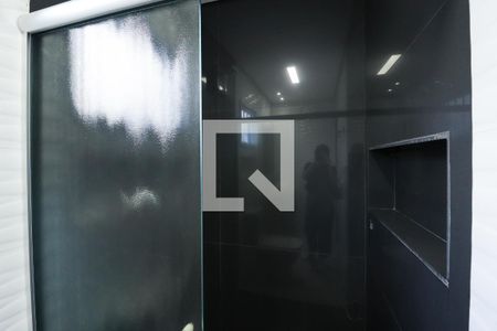 Casa à venda com 500m², 4 quartos e 16 vagasBanheiro da Suíte 2