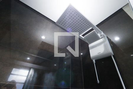 Casa à venda com 500m², 4 quartos e 16 vagasBanheiro da Suíte 1