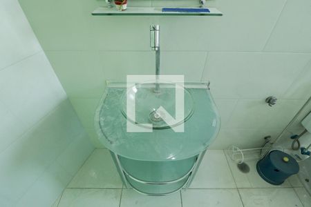 Casa à venda com 500m², 4 quartos e 16 vagasBanheiro da Suíte dos Fundos