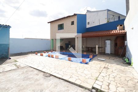 Casa à venda com 500m², 4 quartos e 16 vagasChurrasqueira e piscina