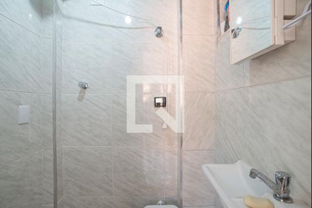 Banheiro de kitnet/studio à venda com 1 quarto, 28m² em Bela Vista, São Paulo