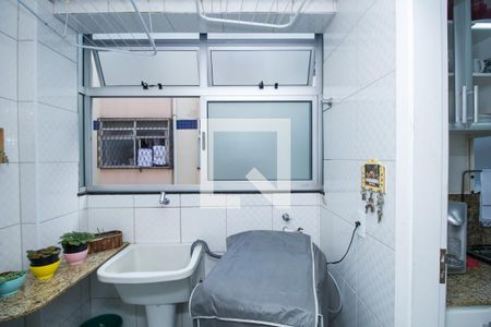 Apartamento à venda com 95m², 3 quartos e 1 vagaÁrea de Serviço