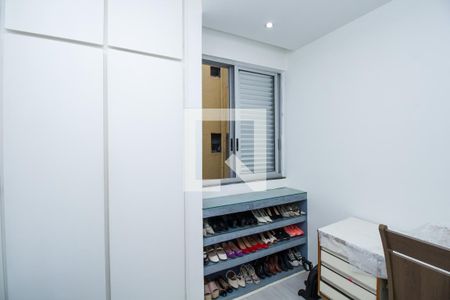 Apartamento à venda com 95m², 3 quartos e 1 vagaQuarto 2