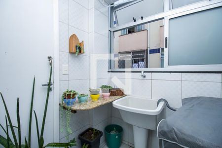 Apartamento à venda com 95m², 3 quartos e 1 vagaÁrea de Serviço