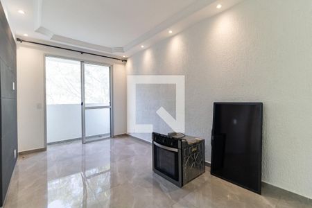 Sala de apartamento para alugar com 3 quartos, 62m² em Jardim Santa Emilia, São Paulo