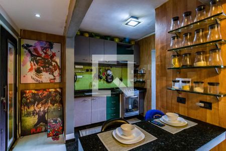 Apartamento à venda com 72m², 3 quartos e 2 vagas Apartamento à venda com 72m², 3 quartos e 2 vagasCozinha