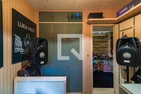 Apartamento à venda com 72m², 3 quartos e 2 vagas Apartamento à venda com 72m², 3 quartos e 2 vagasQuarto 2