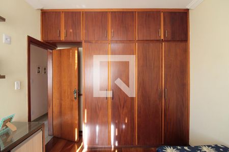 Apartamento à venda com 140m², 4 quartos e 1 vagaQuarto 1