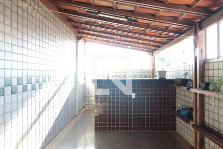 Apartamento à venda com 140m², 4 quartos e 1 vagaÁrea de Serviço