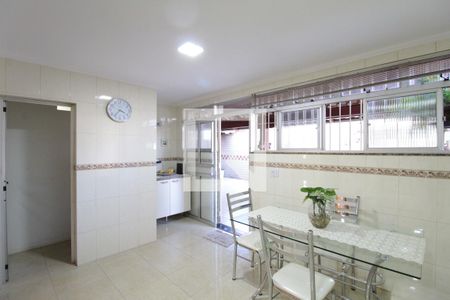 Apartamento à venda com 140m², 4 quartos e 1 vagaCozinha