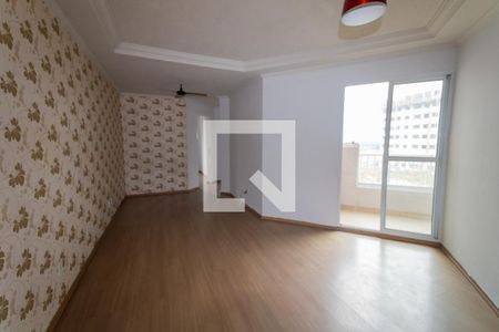 Sala de apartamento para alugar com 3 quartos, 67m² em Parque São Lourenço, São Paulo