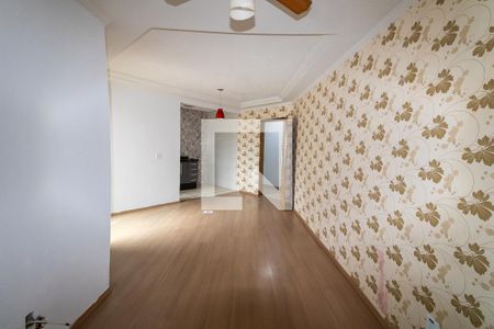 Sala de apartamento para alugar com 3 quartos, 67m² em Parque São Lourenço, São Paulo
