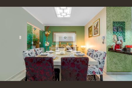 Casa à venda com 3 quartos, 270m² em Olímpico, São Caetano do Sul