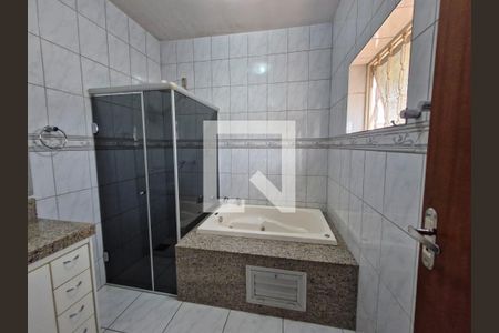 Casa à venda com 360m², 4 quartos e 5 vagasBanheiro 2