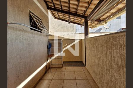 Casa à venda com 360m², 4 quartos e 5 vagasÁrea de Serviço