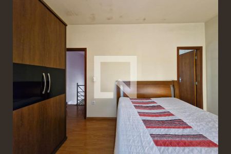 Casa à venda com 360m², 4 quartos e 5 vagasQuarto 