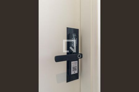 Studio à venda com 28m², 1 quarto e sem vaga Studio à venda com 28m², 1 quarto e sem vagaFechadura Eletrônica