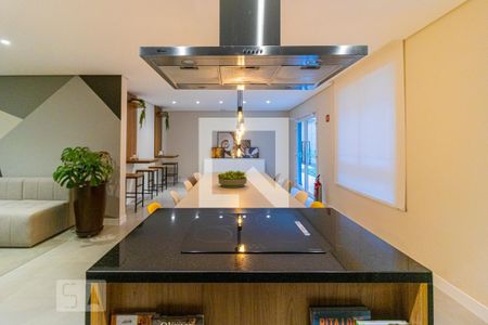 Studio à venda com 28m², 1 quarto e sem vaga Studio à venda com 28m², 1 quarto e sem vagaÁrea comum - Salão de festas