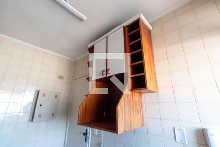Apartamento à venda com 50m², 2 quartos e 2 vagasCozinha - Armários