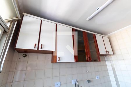 Apartamento à venda com 50m², 2 quartos e 2 vagasCozinha - Armários