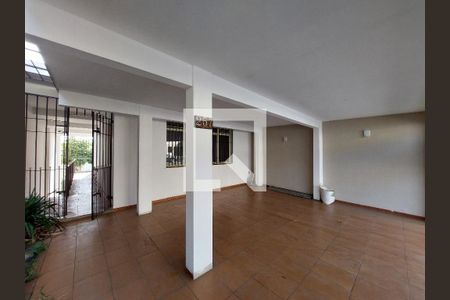 Casa à venda com 260m², 3 quartos e 2 vagas Casa à venda com 260m², 3 quartos e 2 vagasGaragem