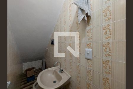 Casa à venda com 260m², 3 quartos e 2 vagas Casa à venda com 260m², 3 quartos e 2 vagasLavabo