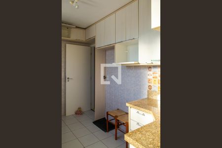 Apartamento à venda com 74m², 2 quartos e 1 vagaCozinha