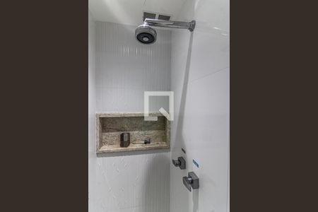 Apartamento à venda com 67m², 2 quartos e 1 vagaSuíte 1 - Banheiro