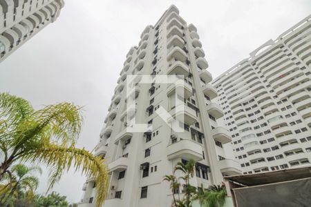Apartamento à venda com 67m², 2 quartos e 1 vagaFachada