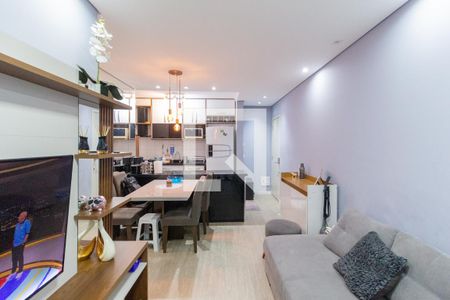 Sala de apartamento à venda com 3 quartos, 70m² em Vila Yara, Osasco