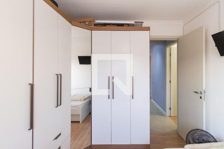 Quarto 1 de apartamento à venda com 3 quartos, 70m² em Vila Yara, Osasco