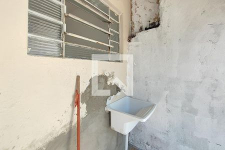 Casa para alugar com 40m², 1 quarto e 1 vagaÁrea de Serviço